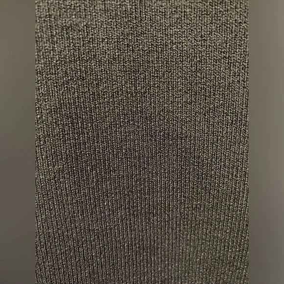 M.M. Lafleur New York Women’s Popover - Picture 4 of 4